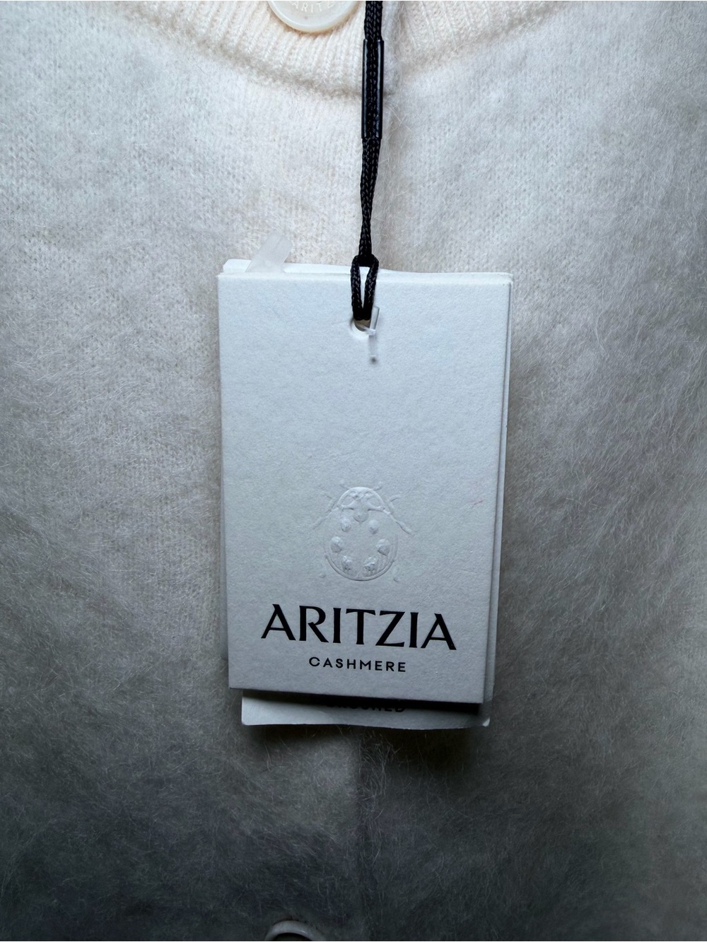 Aritzia Women's Lg Relaxed Crew Cashmere Cardigan in light birch NWT - Picture 7 of 10